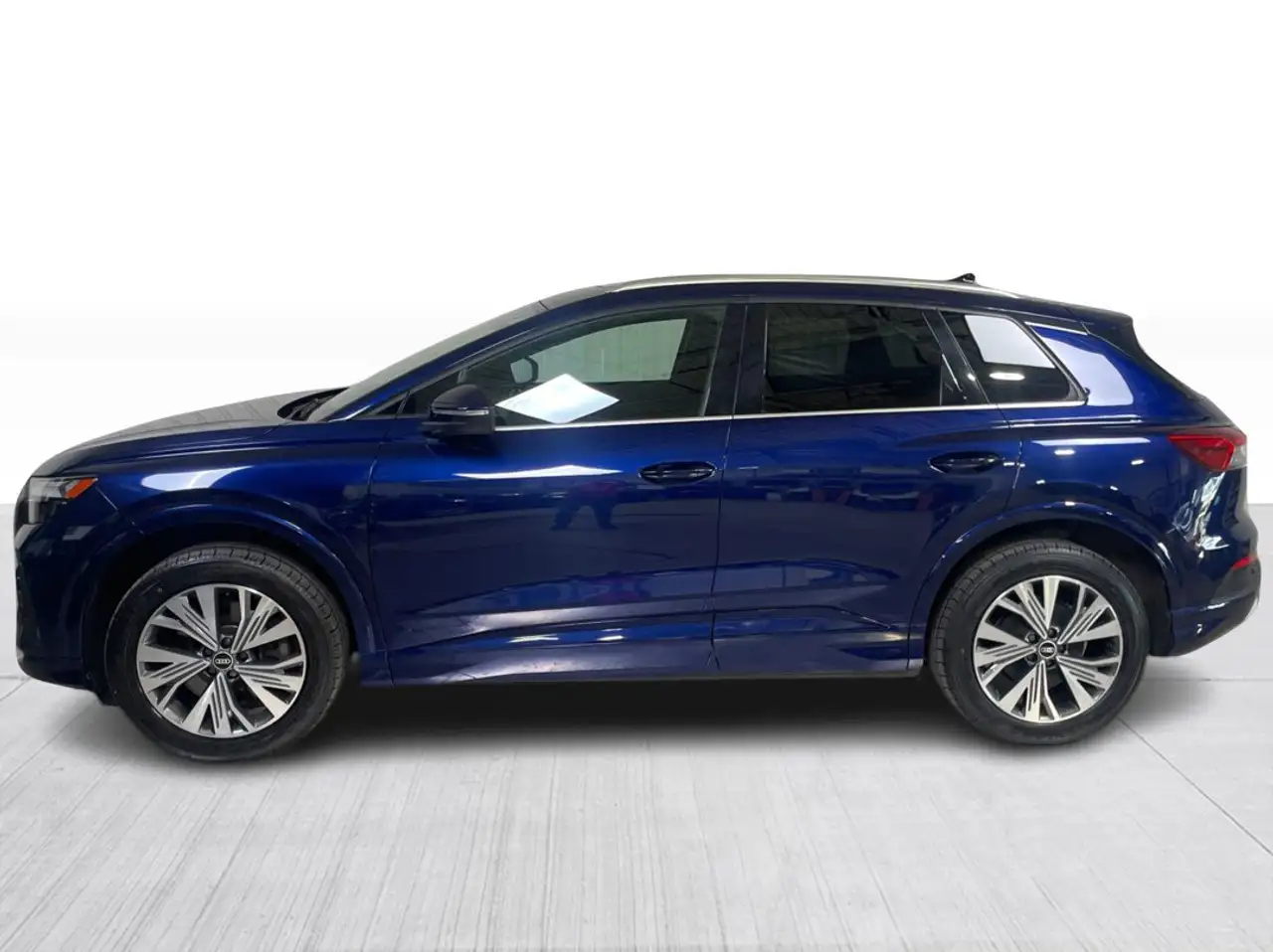 Audi Q4 e-tron - Image 13