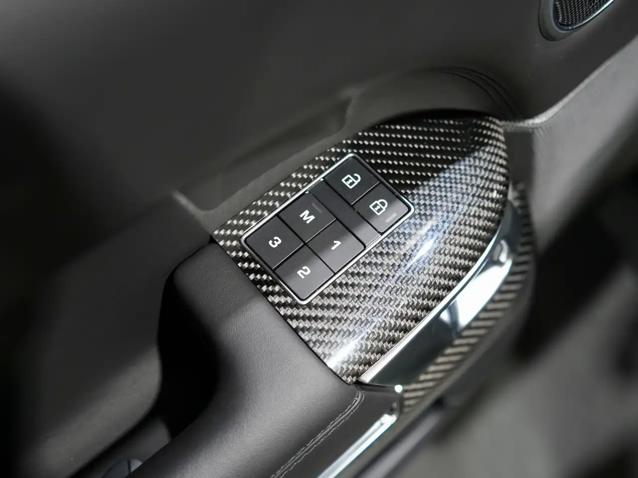 Land Rover Range Rover Sport - Image 29