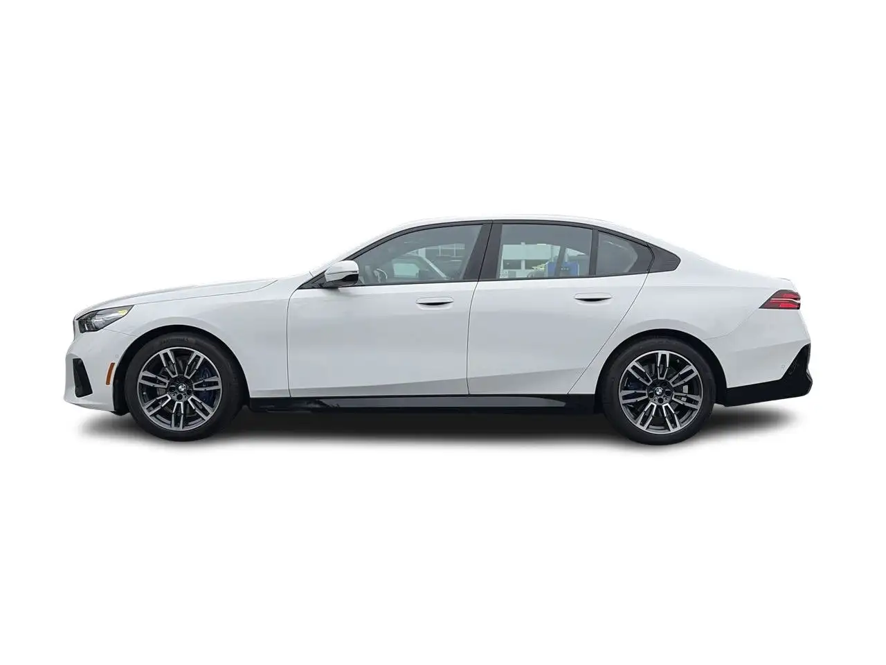 BMW 5 Series - Image 8