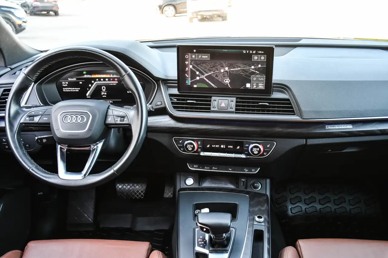 Audi Q5 - Image 13