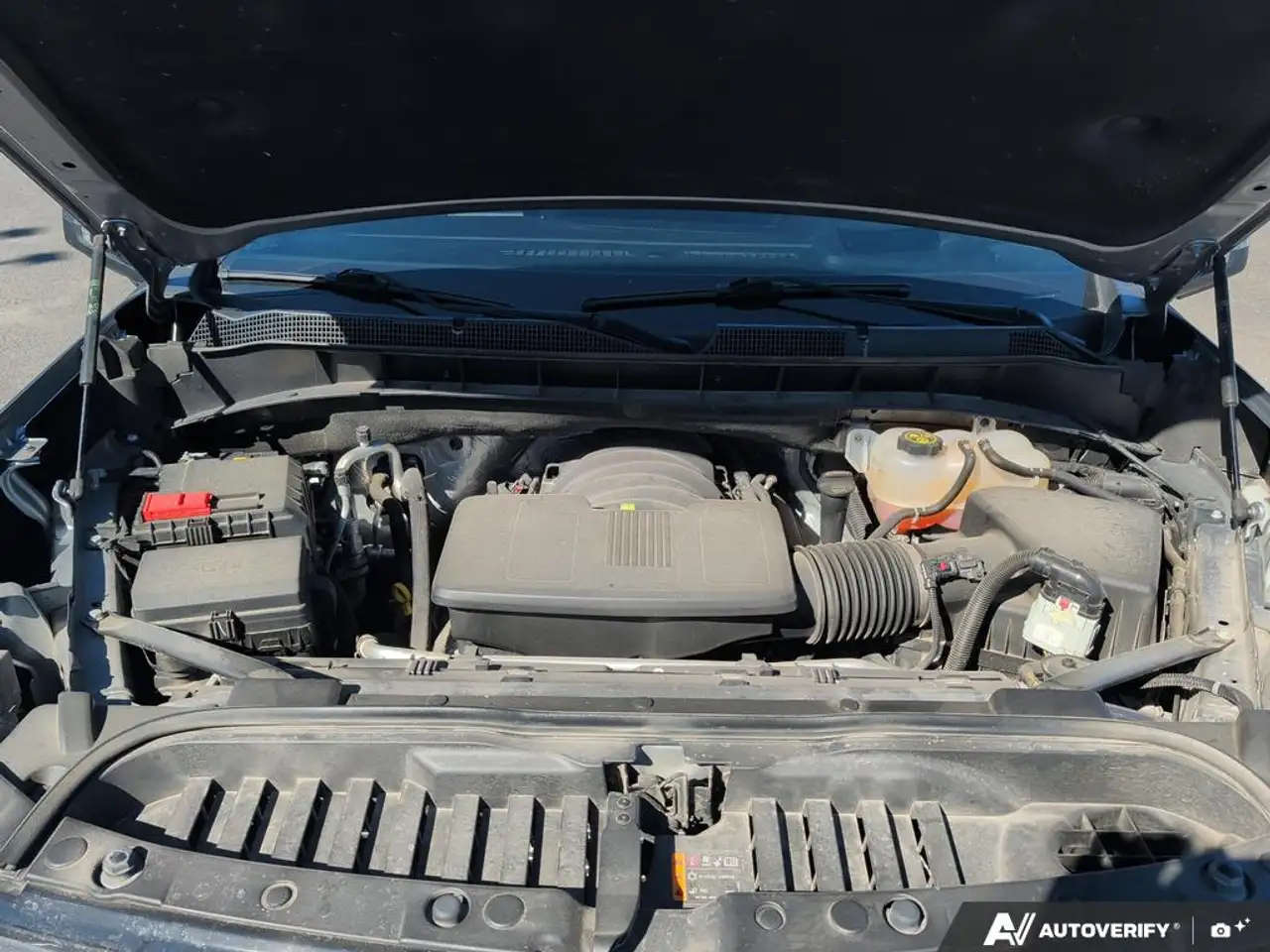 Chevrolet Silverado 1500 - Image 13