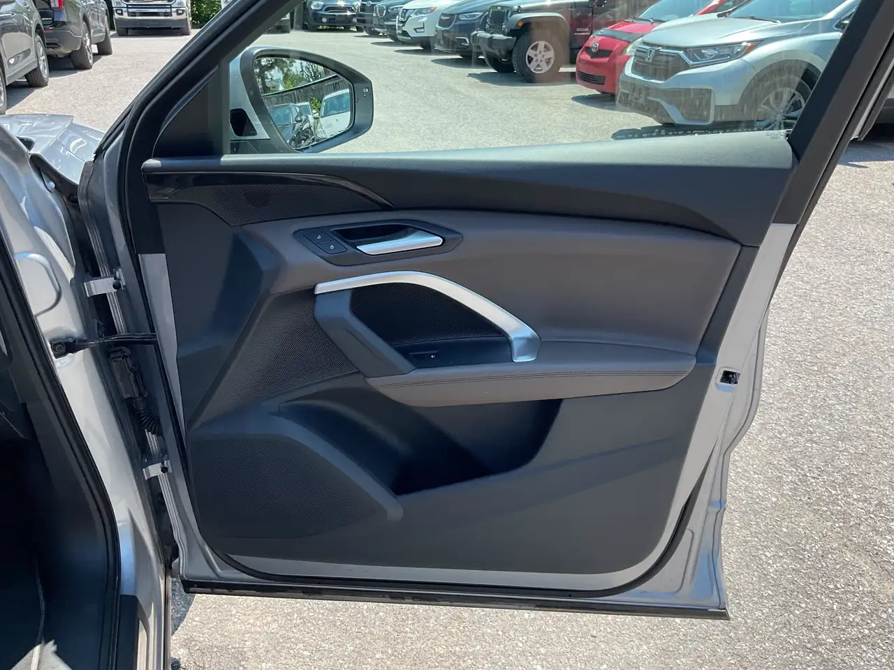 Audi Q5 - Image 31
