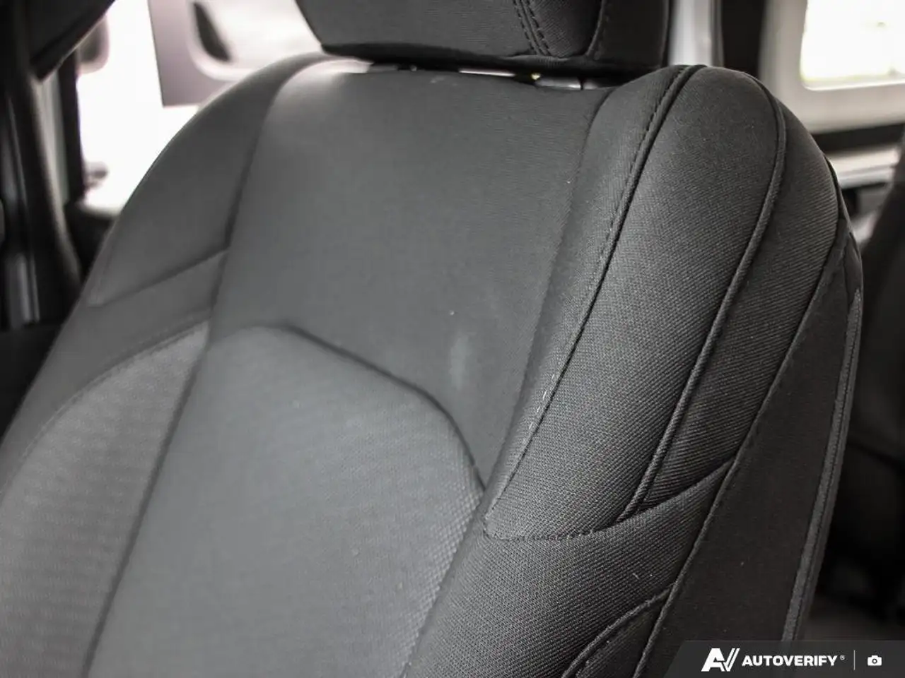 Jeep Wrangler - Image 23