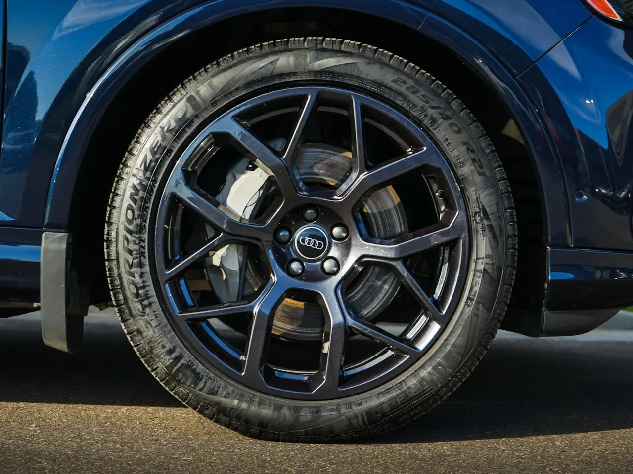 Audi Q7 - Image 3