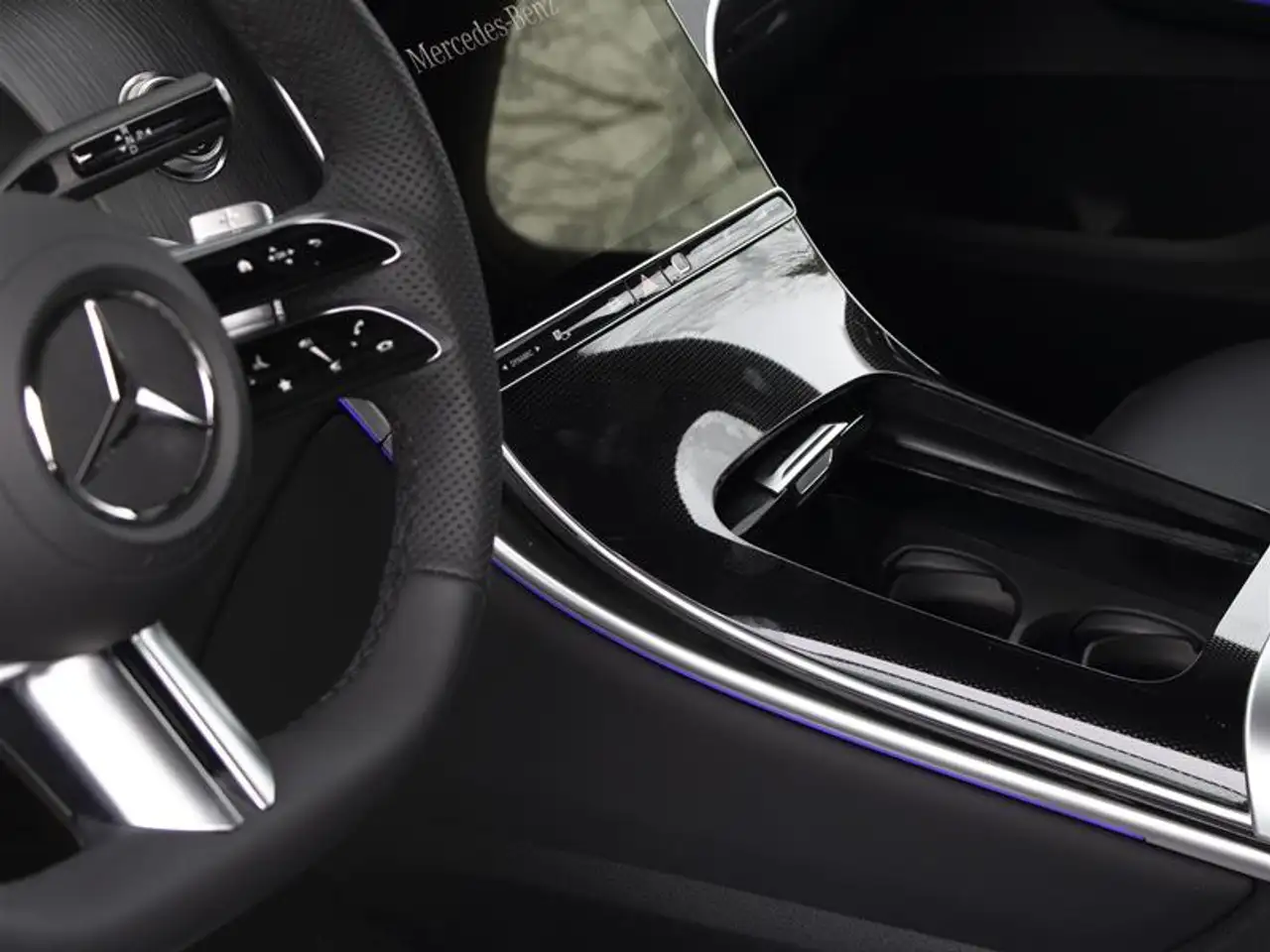 Mercedes-Benz GLC - Image 15