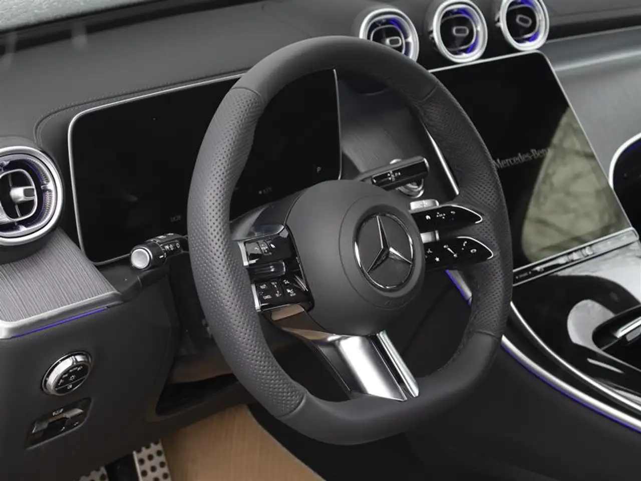 Mercedes-Benz GLC - Image 9
