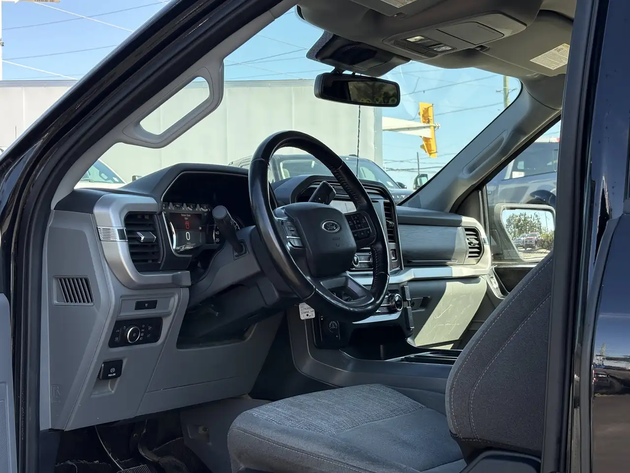 Ford F-150 - Image 15