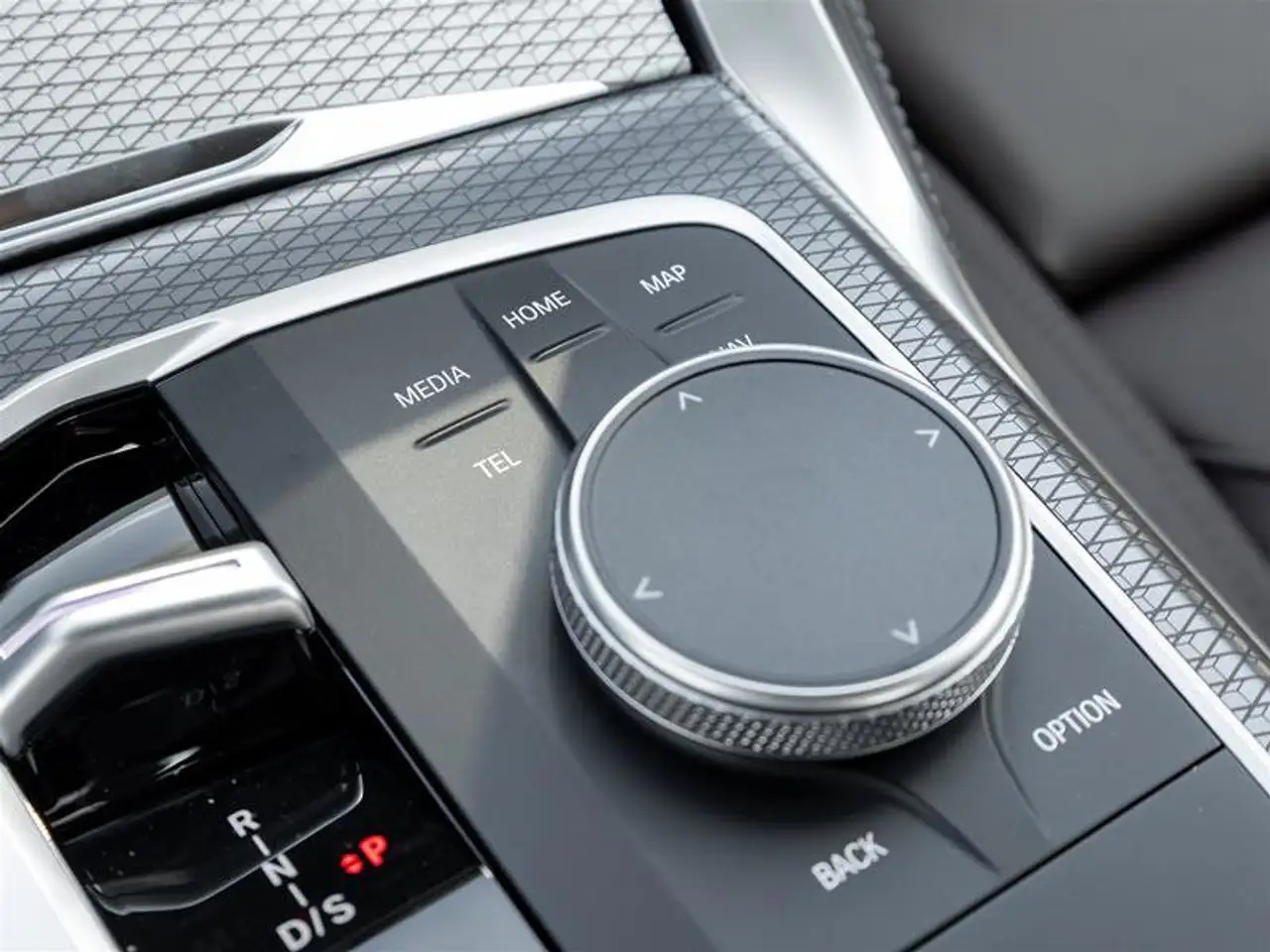 BMW 4 Series - Image 22