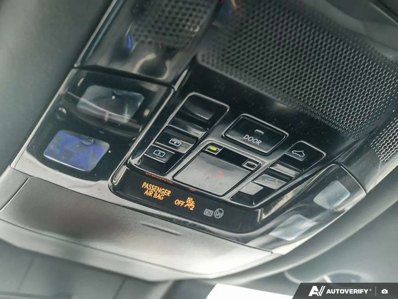 Lexus RX - Image 24