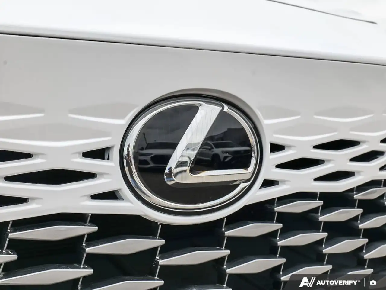 Lexus RX - Image 11