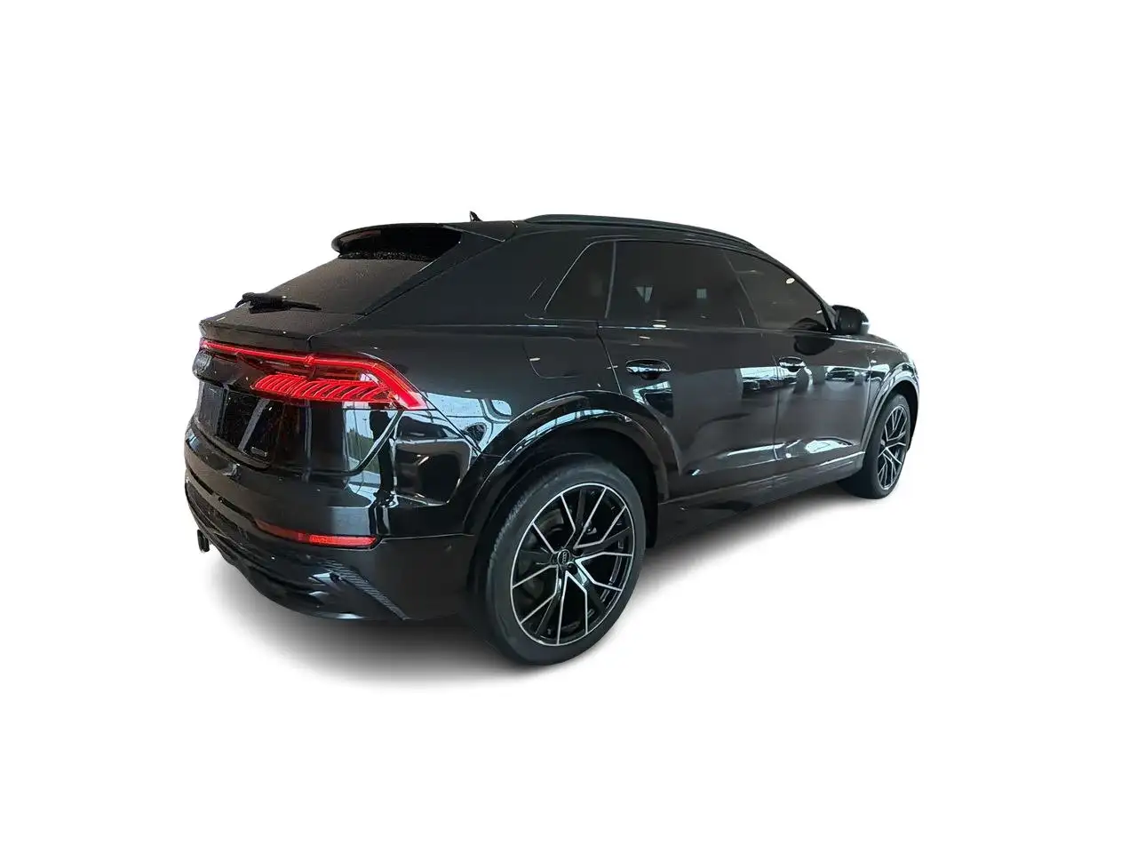 Audi Q8 - Image 15