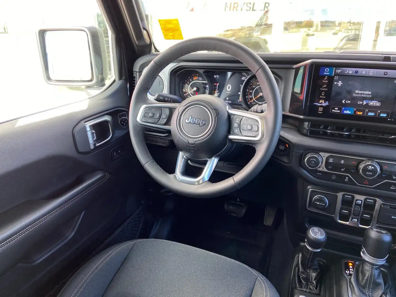 Jeep Wrangler - Image 28