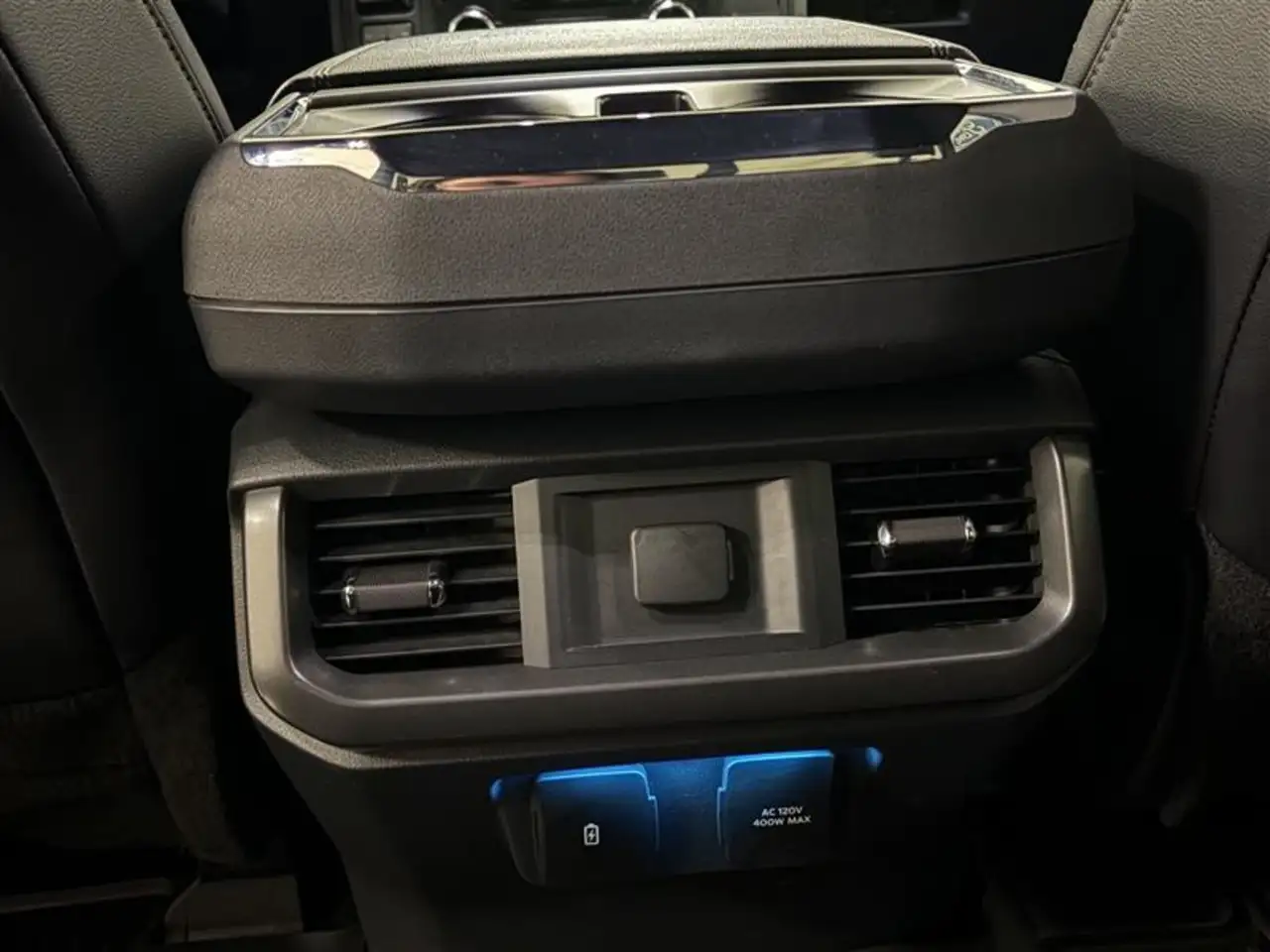 Ford F-150 - Image 11
