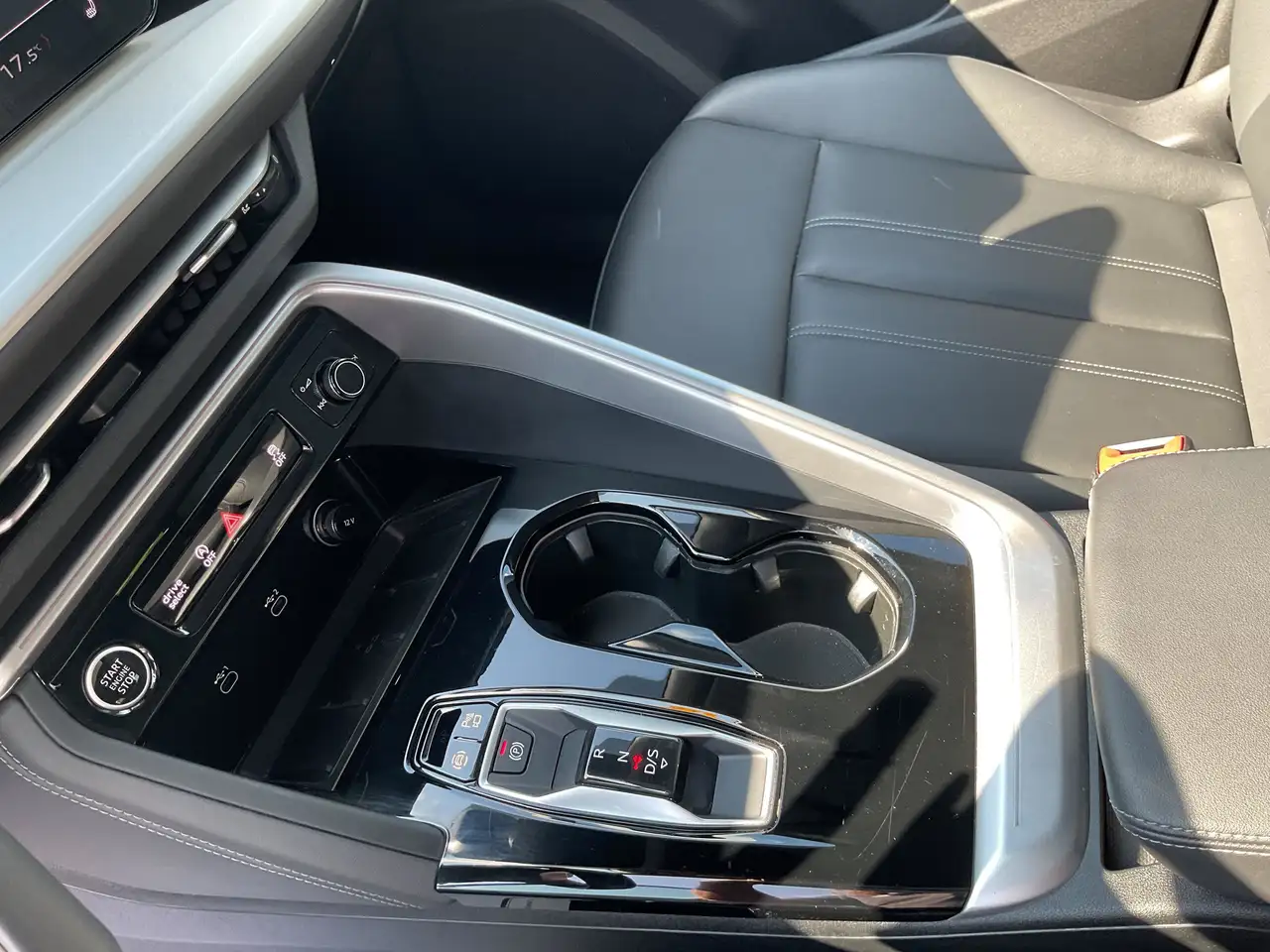 Audi Q5 - Image 29