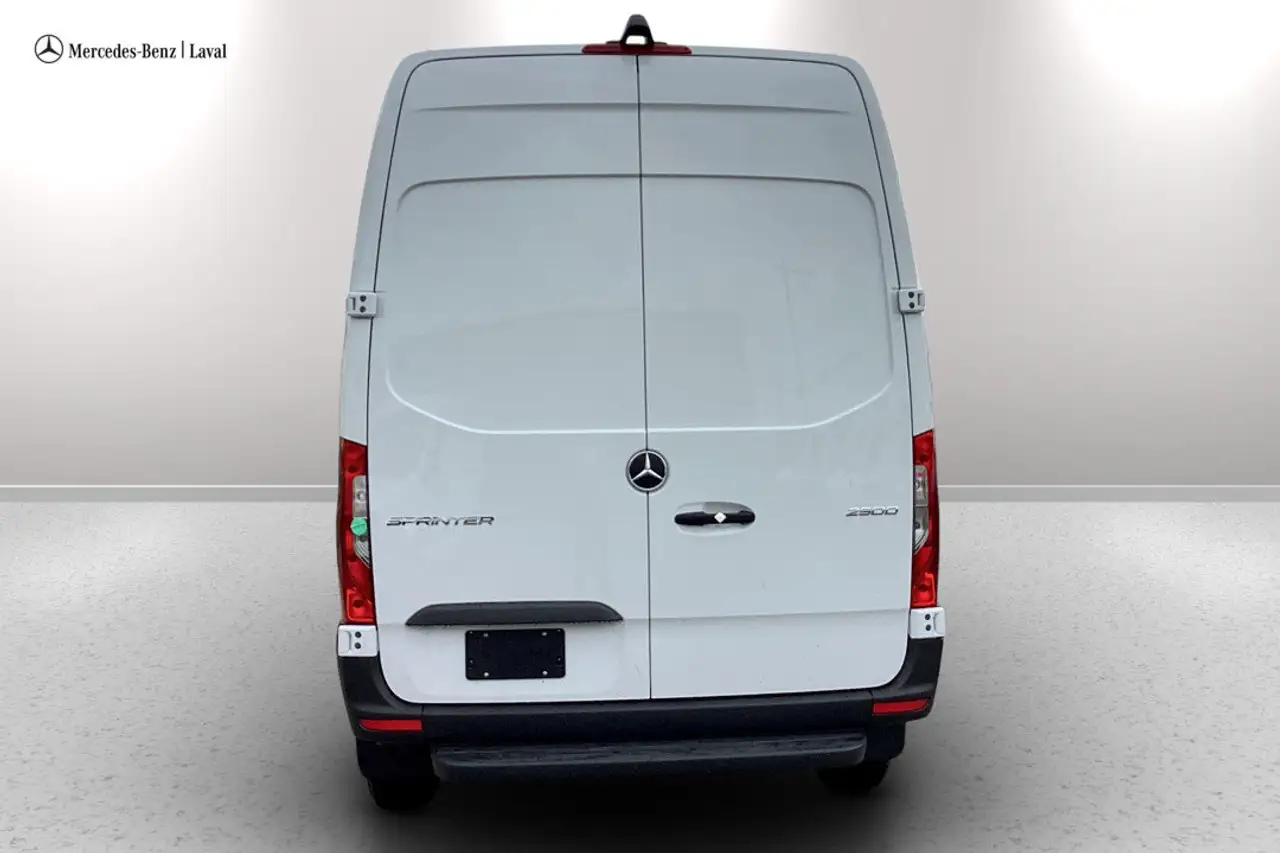 Mercedes-Benz Sprinter 2500 - Image 5