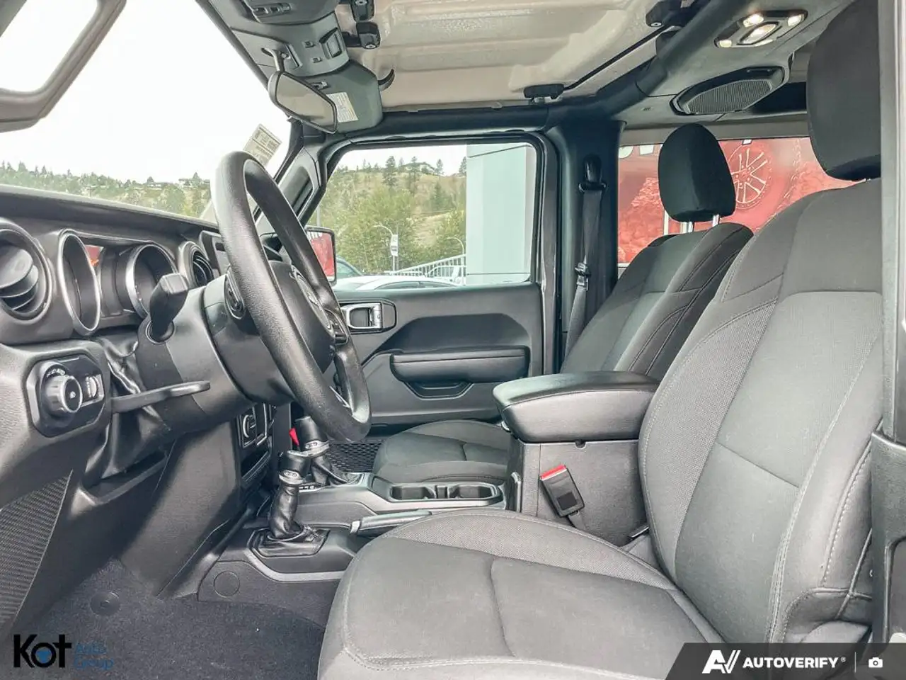 Jeep Wrangler - Image 9