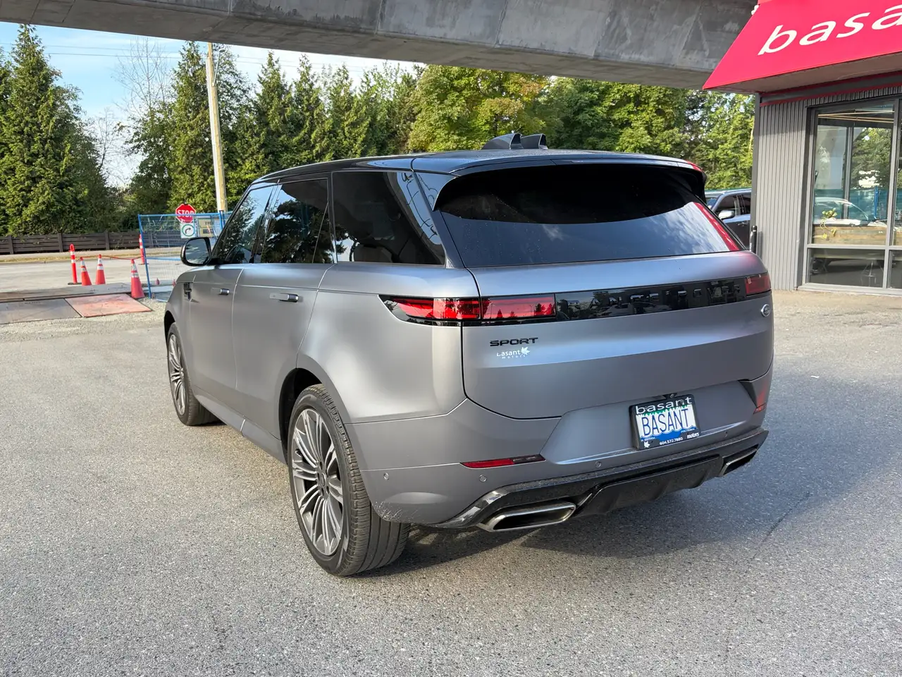 Land Rover Range Rover Sport - Image 3