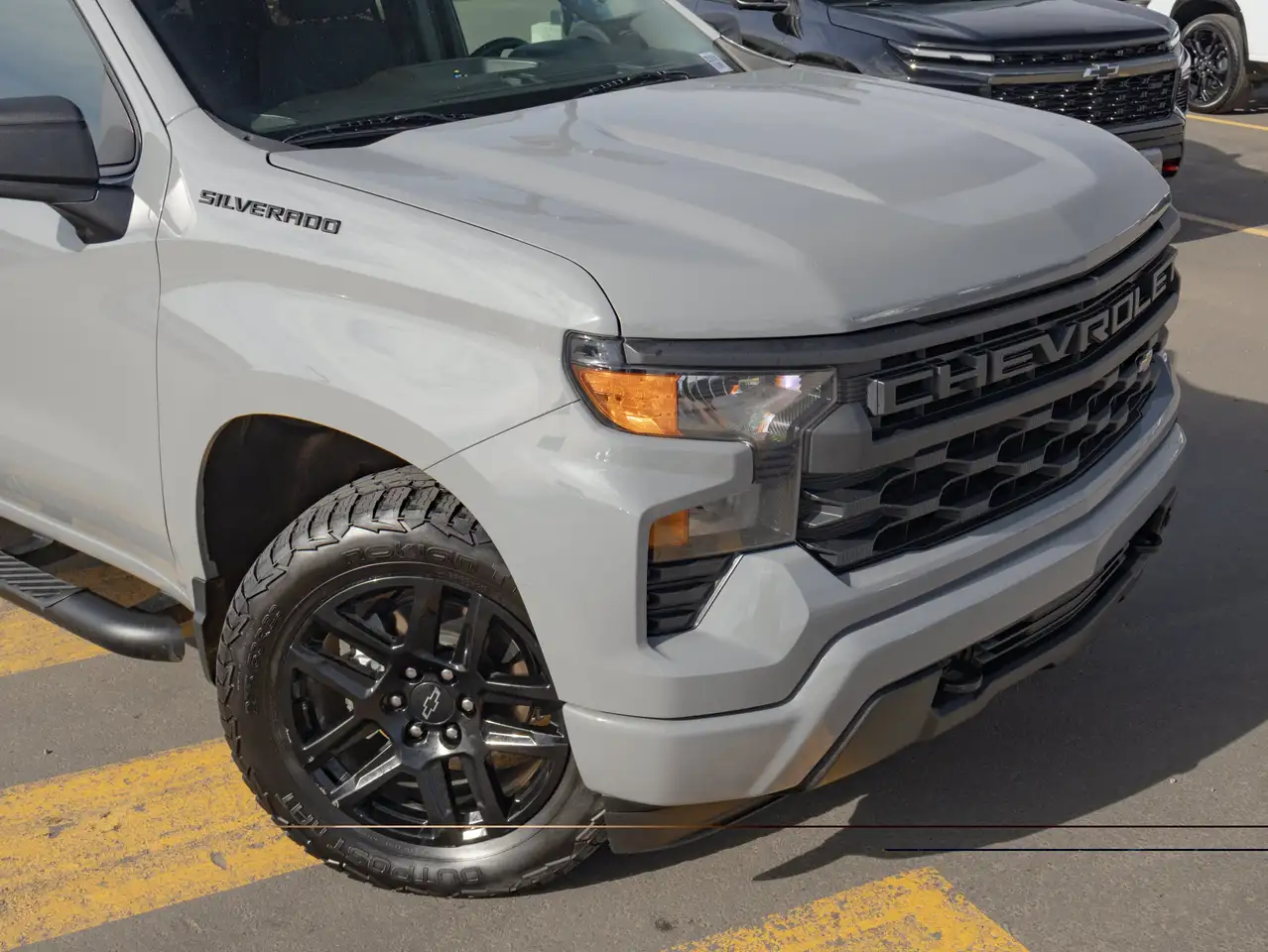 Chevrolet Silverado 1500 - Image 15