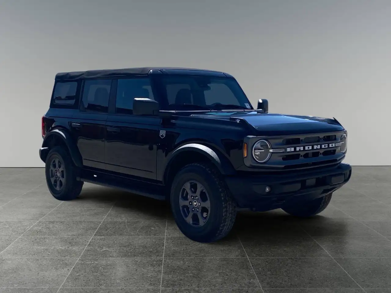 Ford Bronco - Image 7