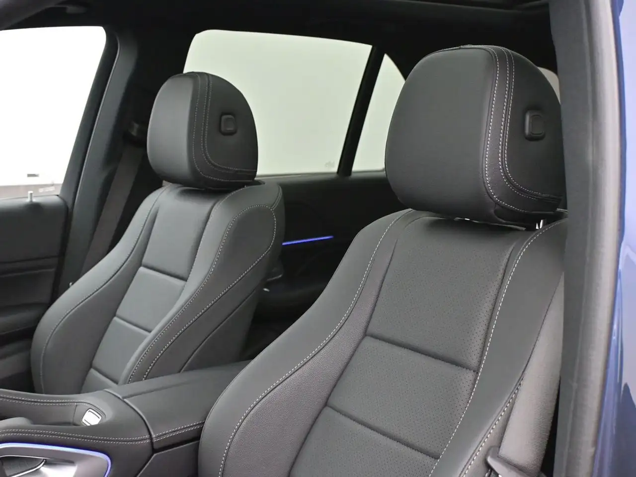 Mercedes-Benz GLE - Image 16