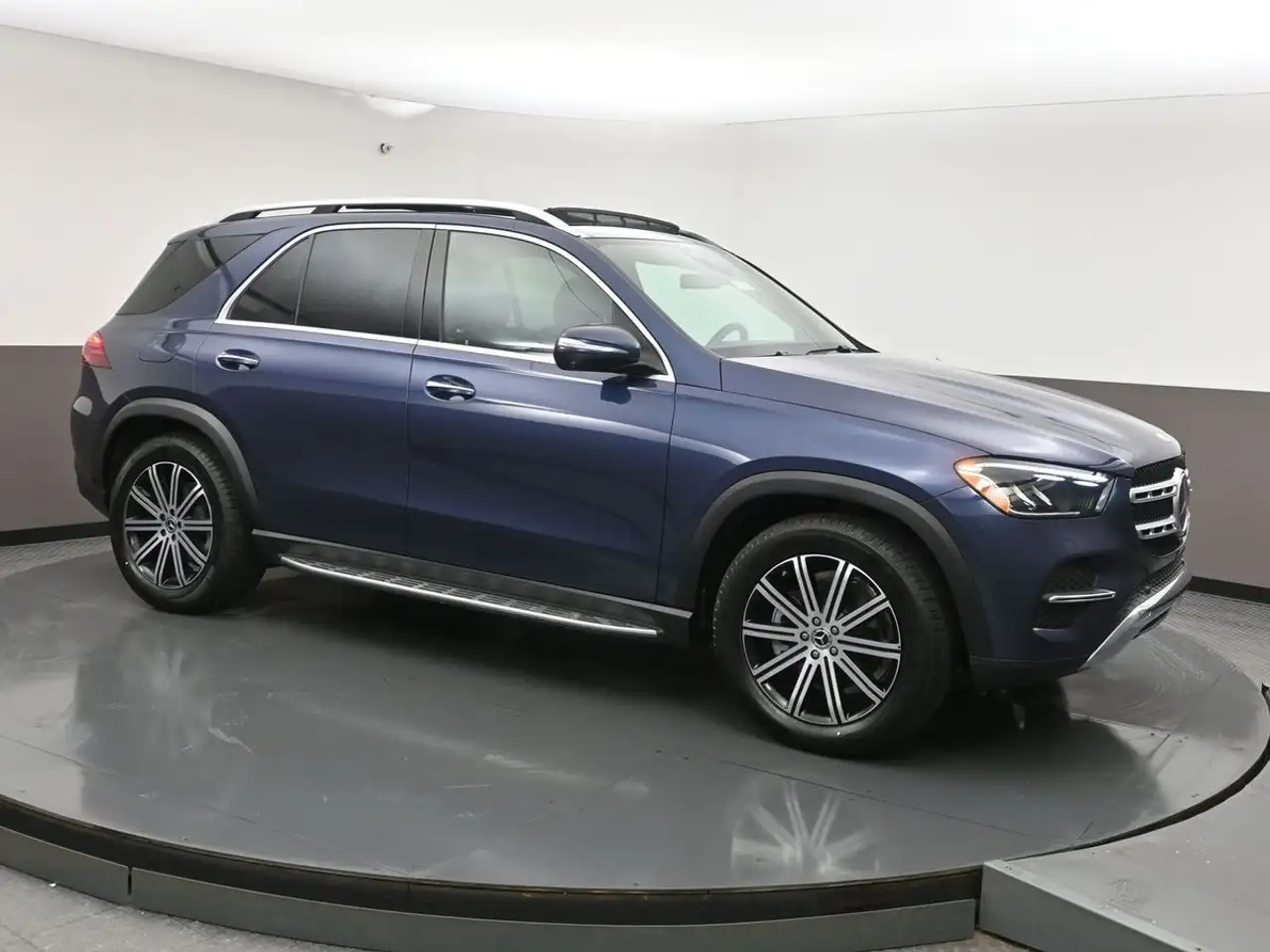 Mercedes-Benz GLE - Image 1