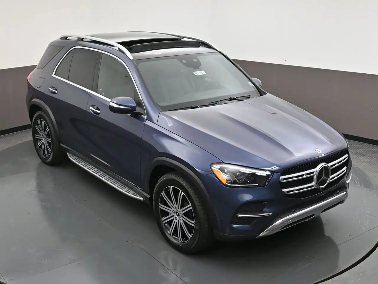 Mercedes-Benz GLE - Image 43