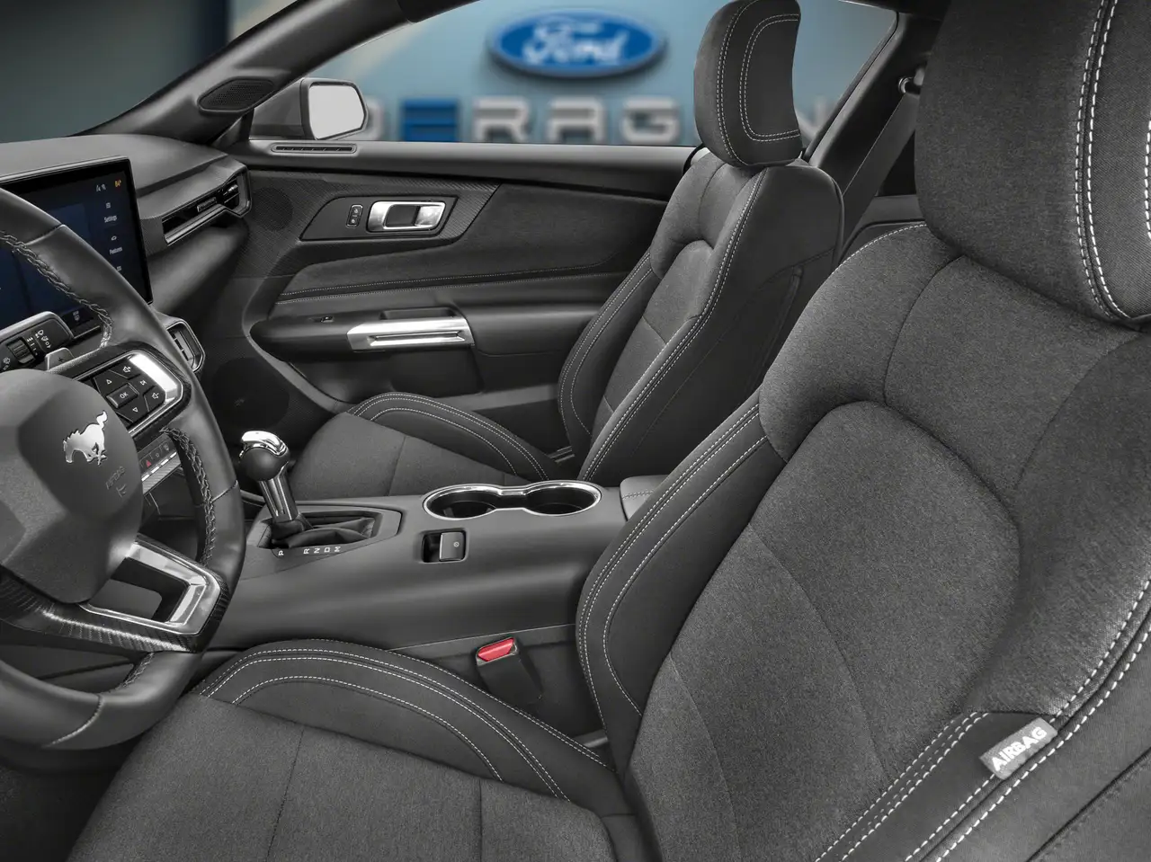 Ford Mustang - Image 5
