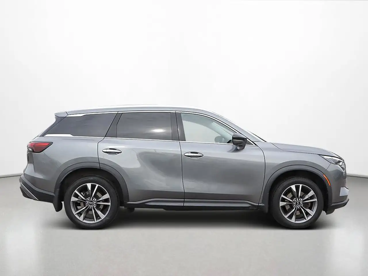 Infiniti QX60 - Image 2