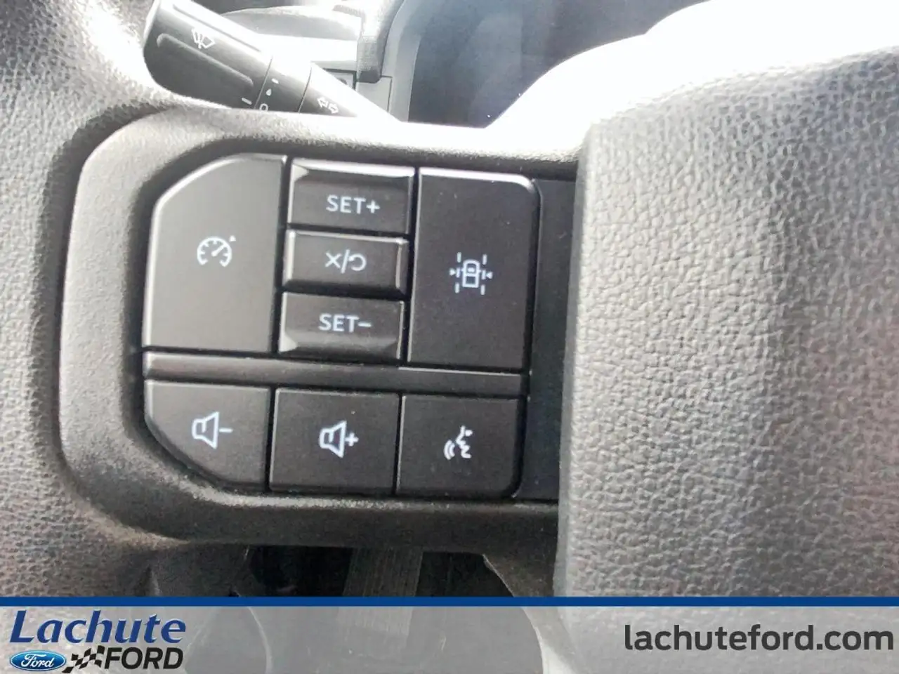 Ford F-150 - Image 21