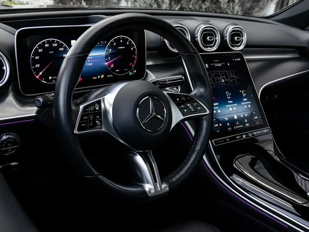 Mercedes-Benz C-Class - Image 7