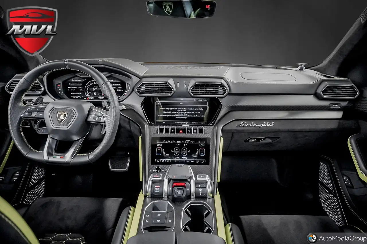 Lamborghini Urus - Image 23
