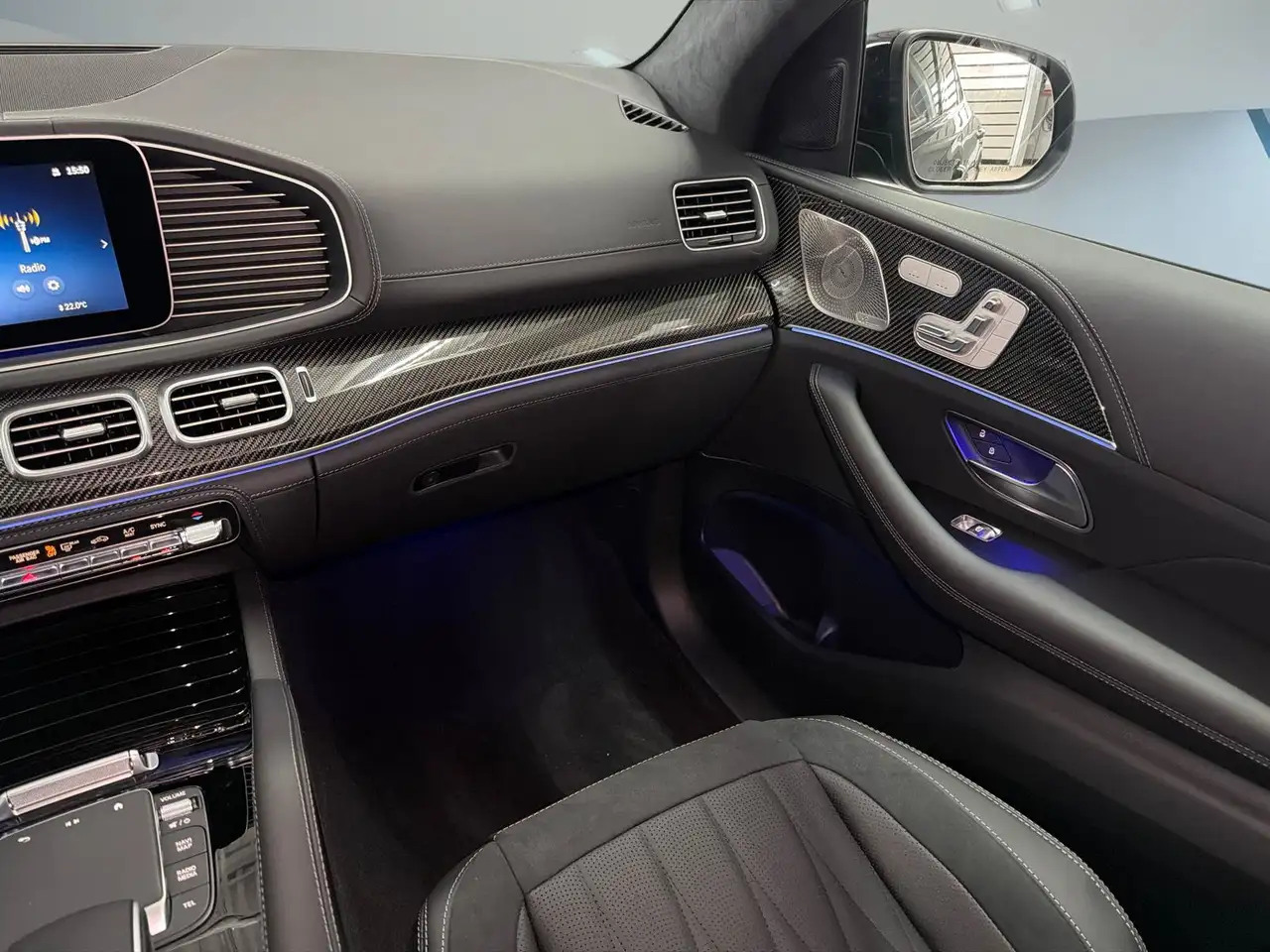 Mercedes-Benz GLE - Image 23