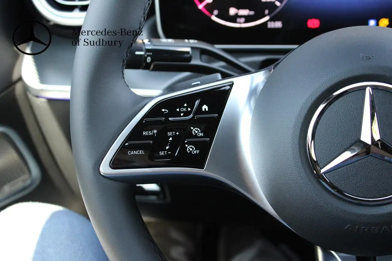 Mercedes-Benz C-Class - Image 13