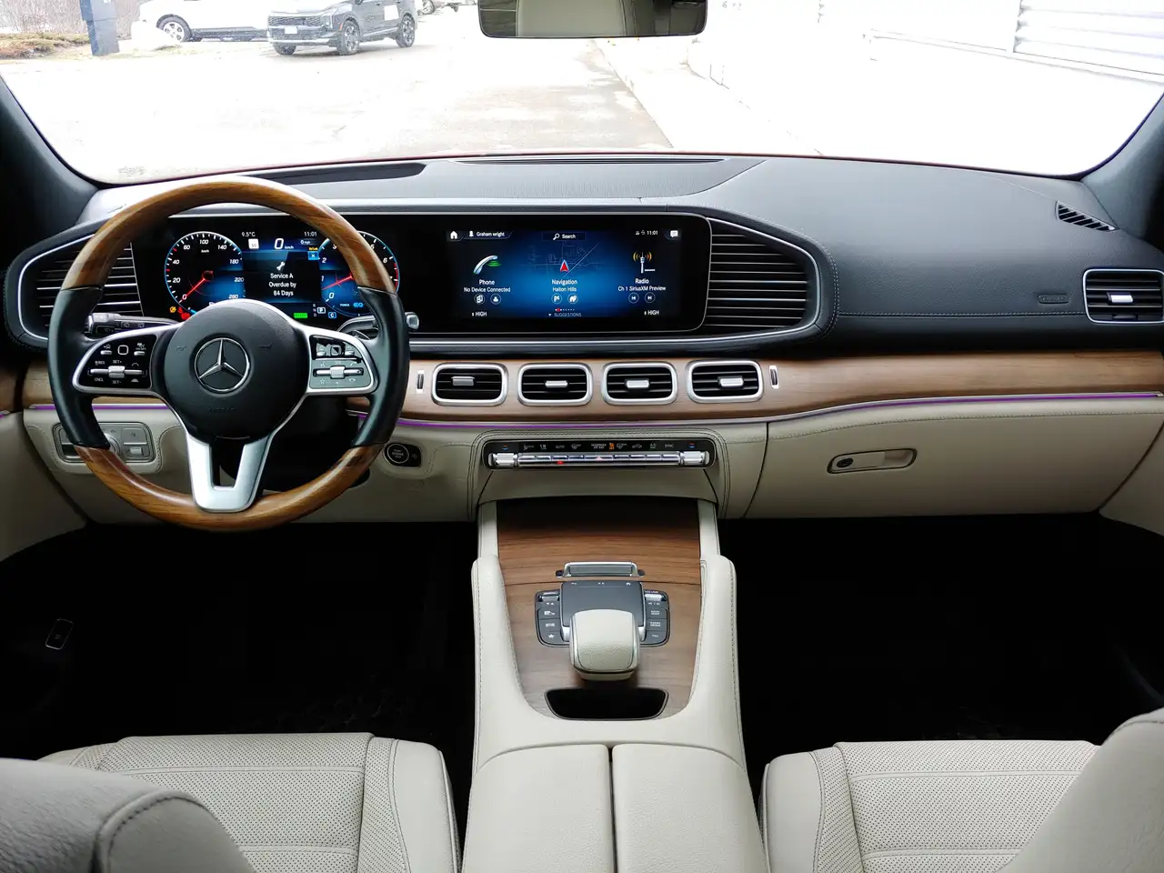 Mercedes-Benz GLE - Image 17