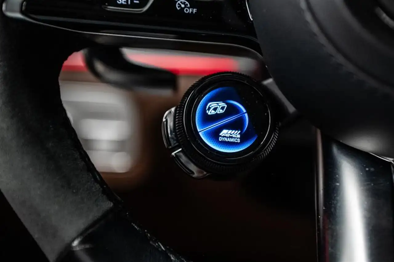 Mercedes-Benz GLE - Image 29