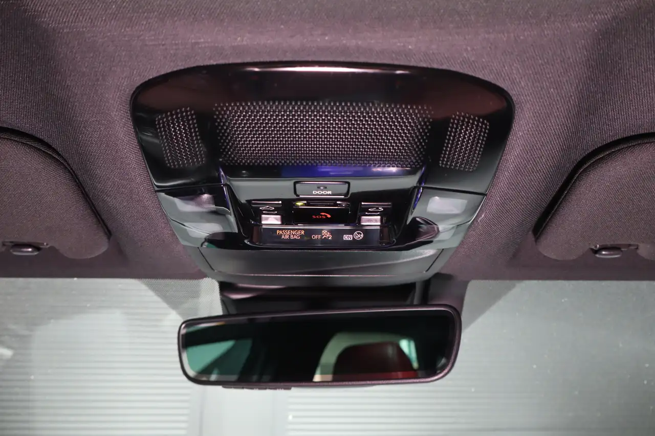 Lexus NX - Image 23