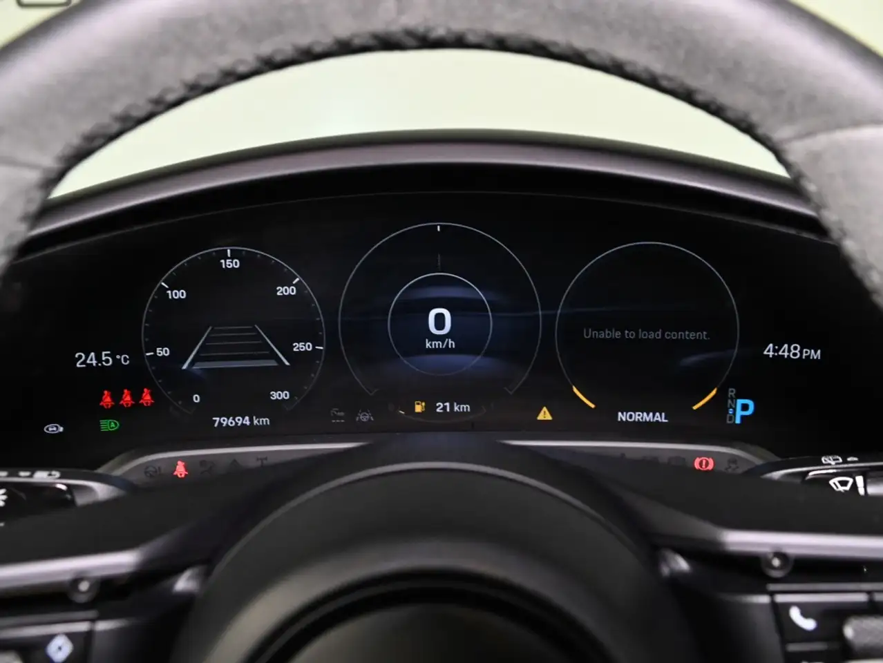 Porsche Taycan - Image 17