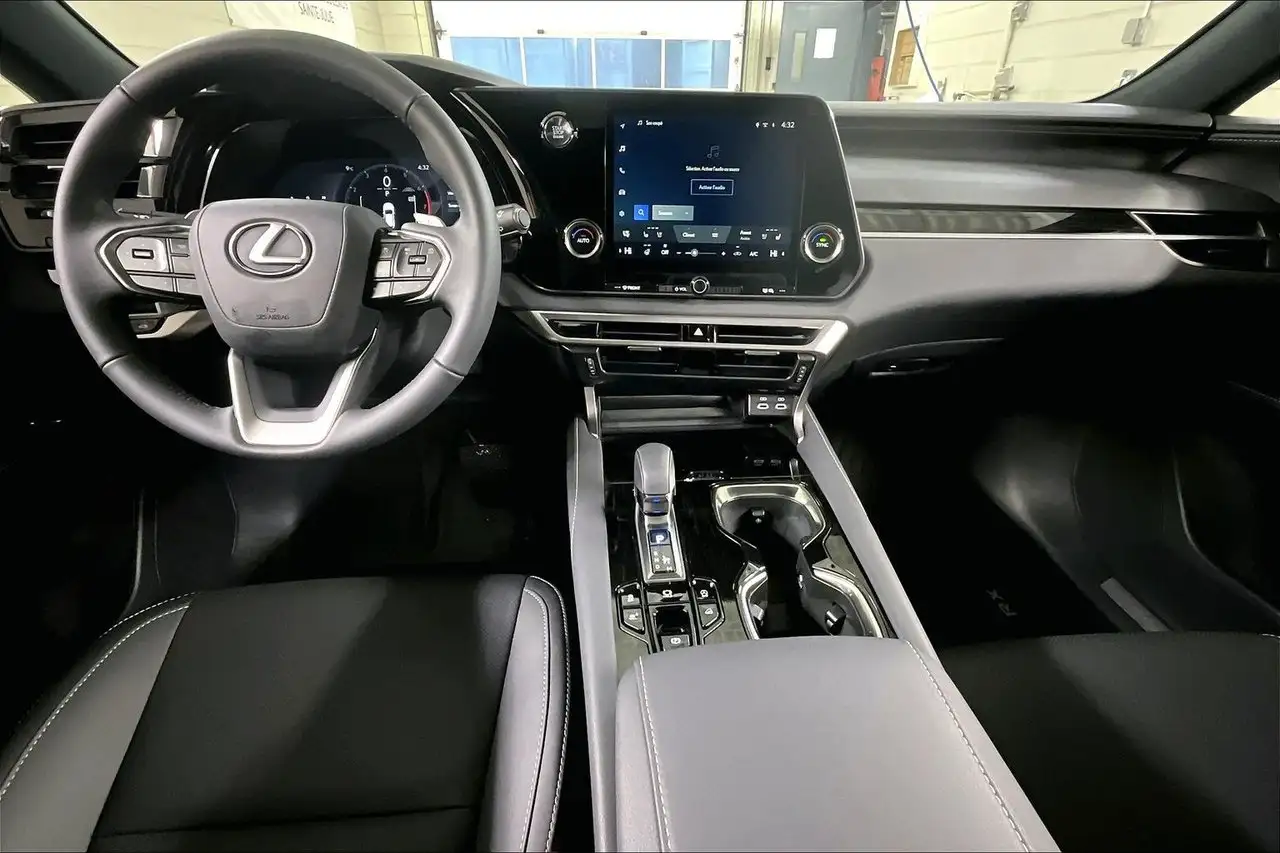 Lexus RX - Image 5