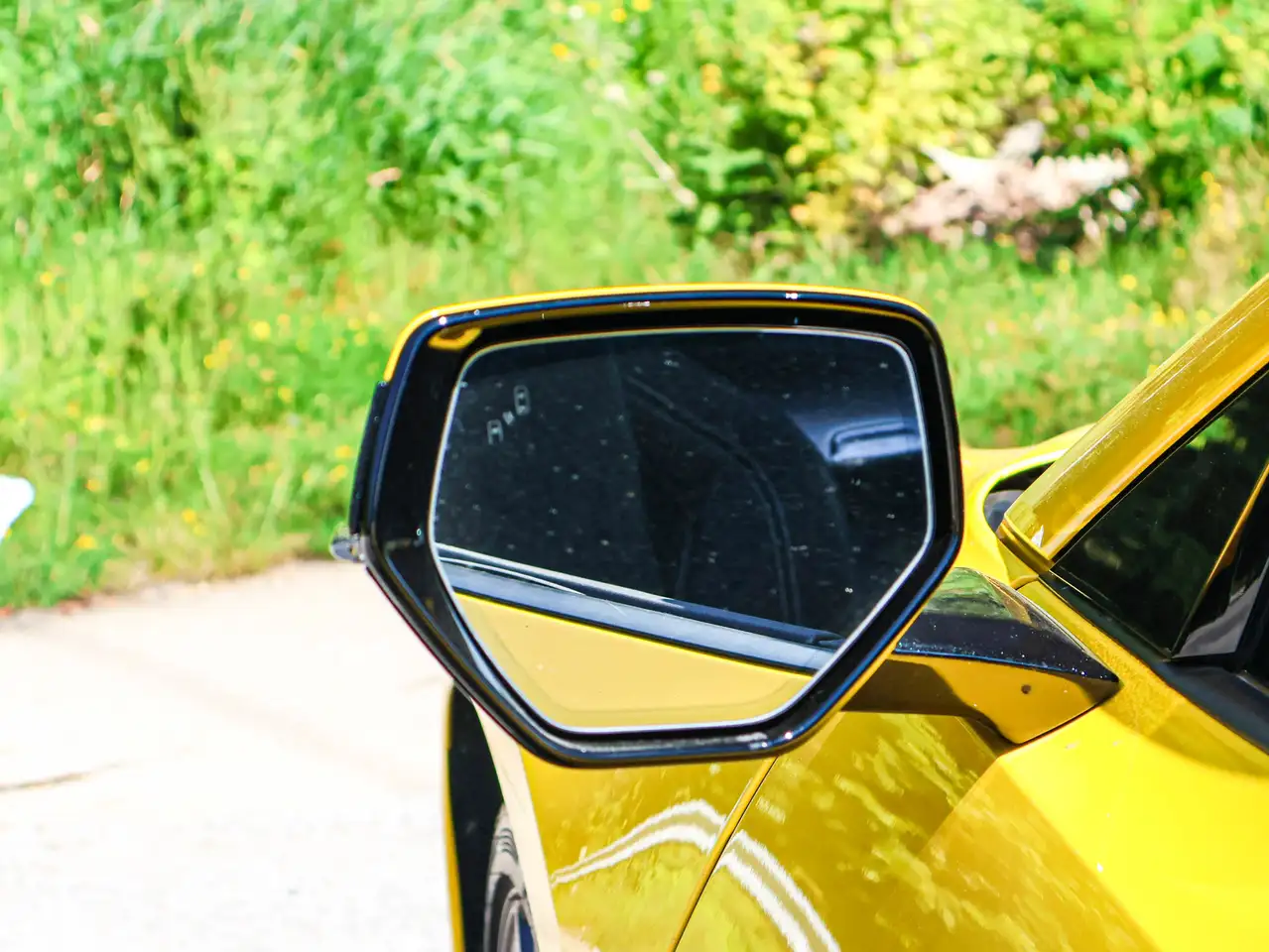 Chevrolet Corvette - Image 20