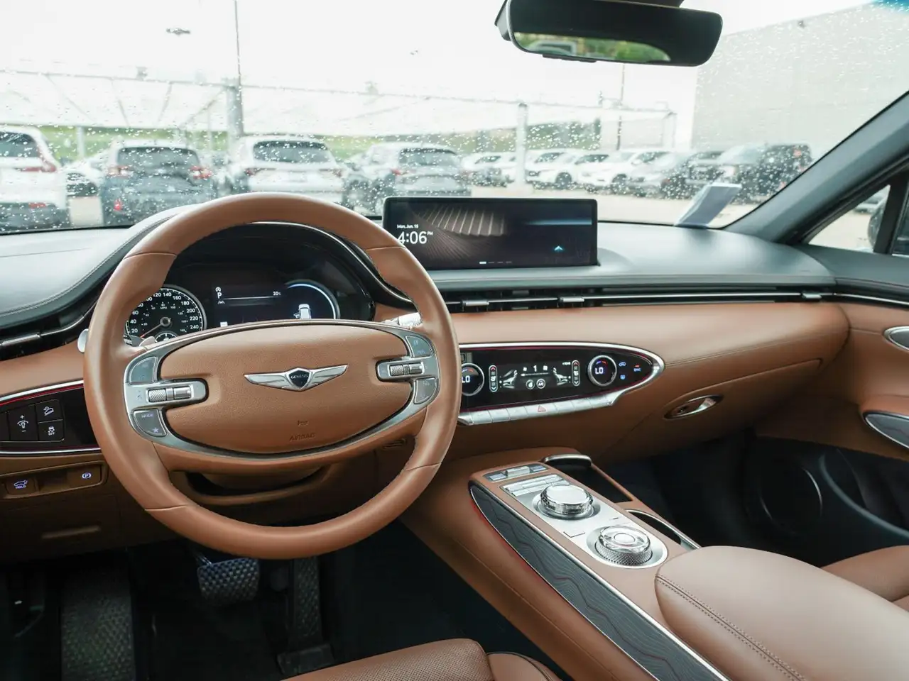 Genesis GV70 - Image 20