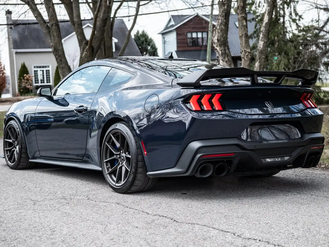 Ford Mustang - Image 6