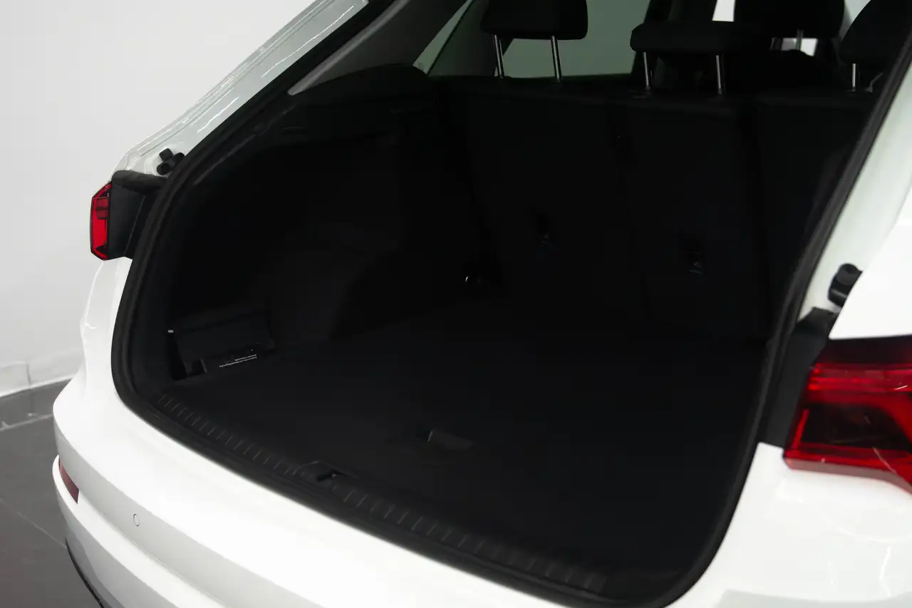 Audi Q3 - Image 14