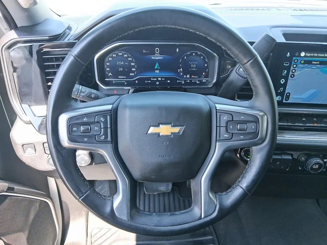 Chevrolet Silverado 1500 - Image 12