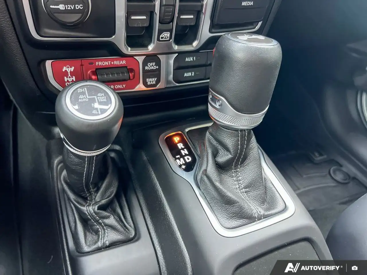 Jeep Wrangler - Image 21