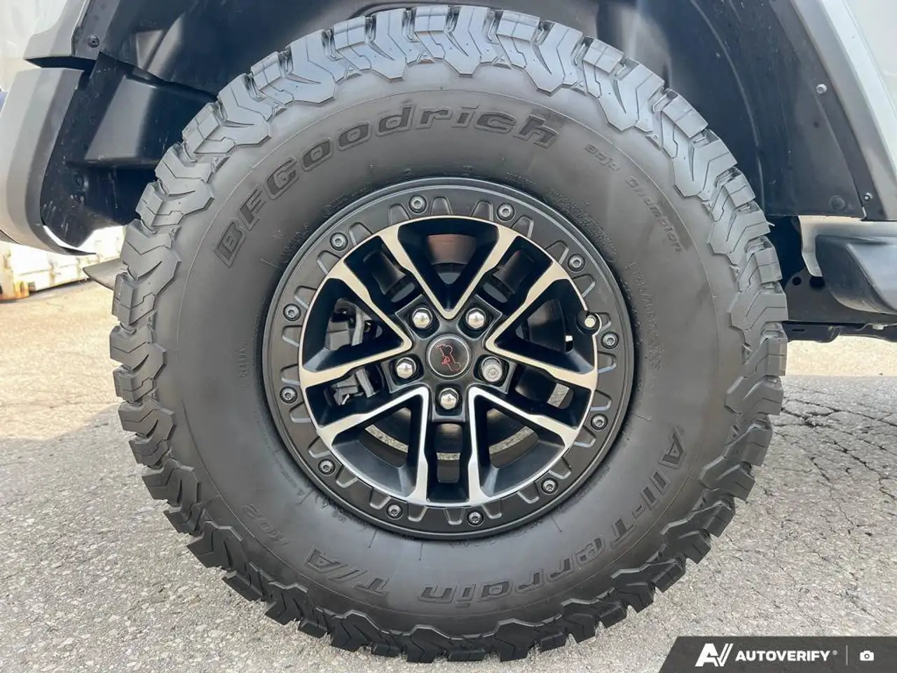 Jeep Wrangler - Image 9