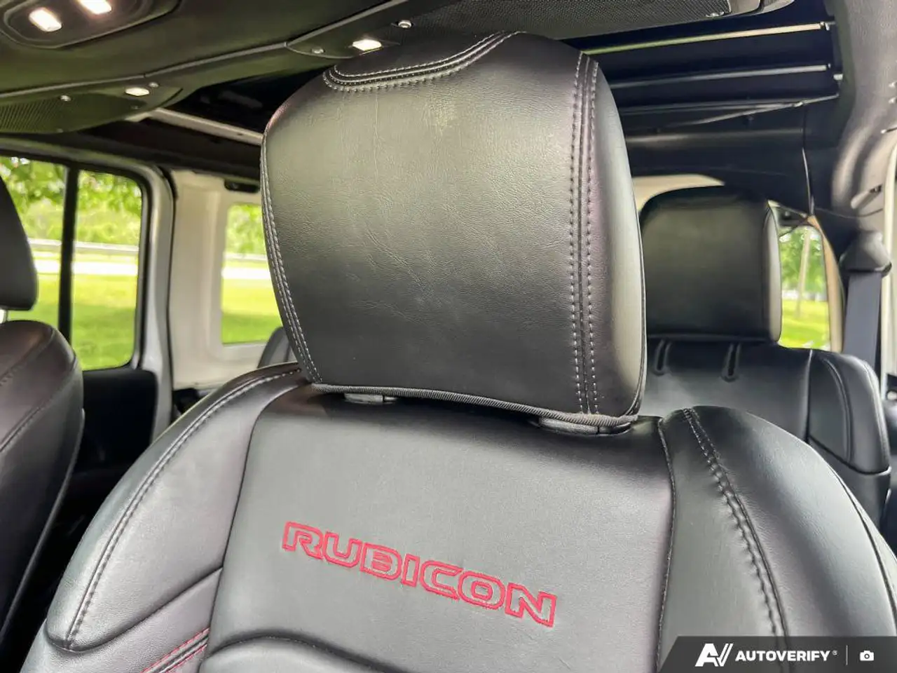 Jeep Wrangler - Image 26