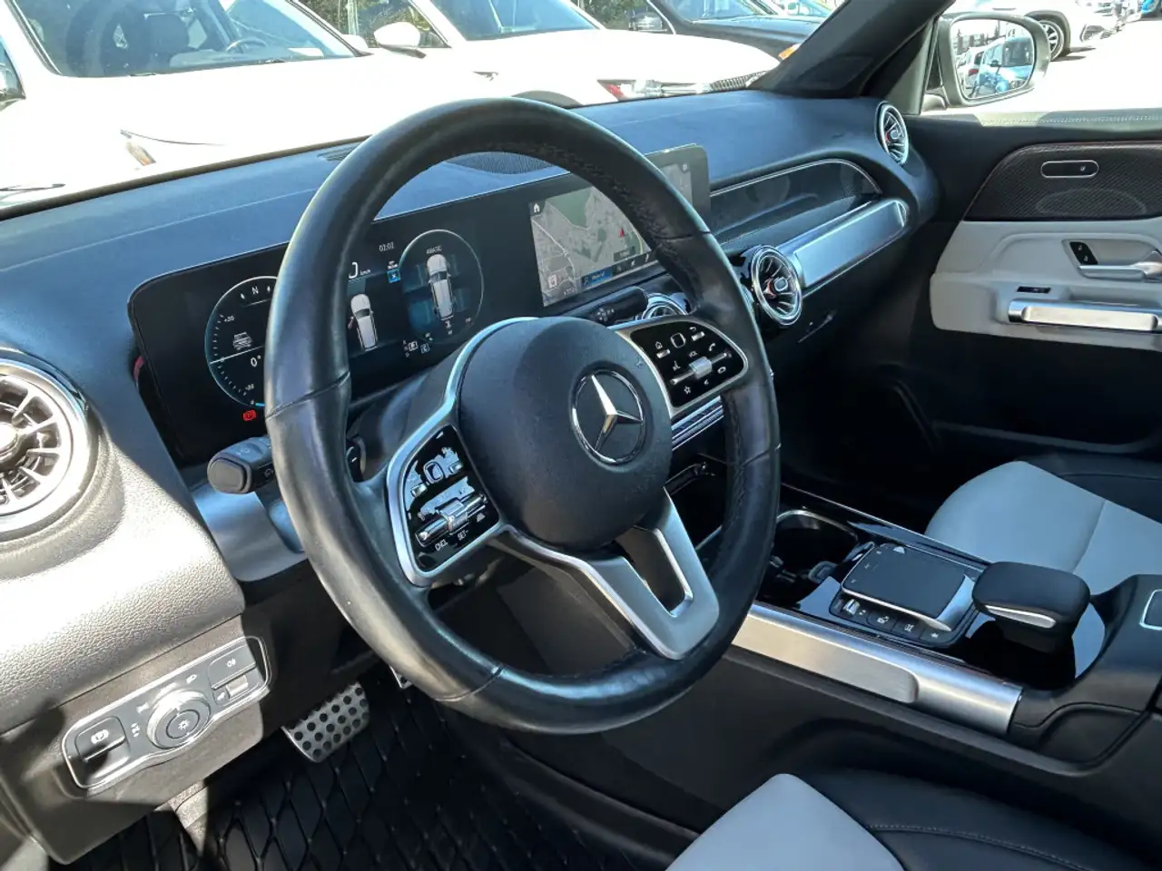 Mercedes-Benz GLB - Image 37