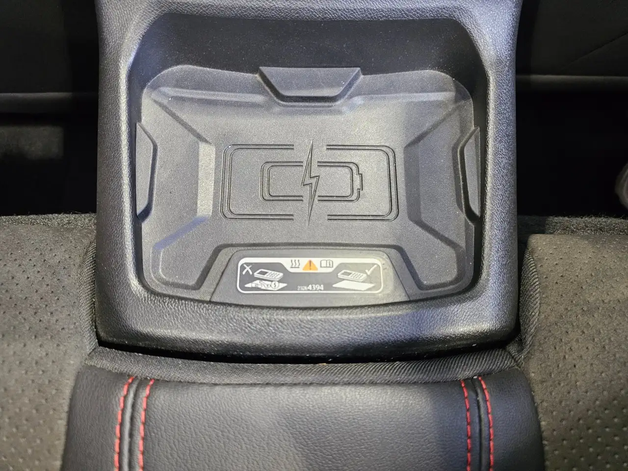 Chevrolet Camaro - Image 36