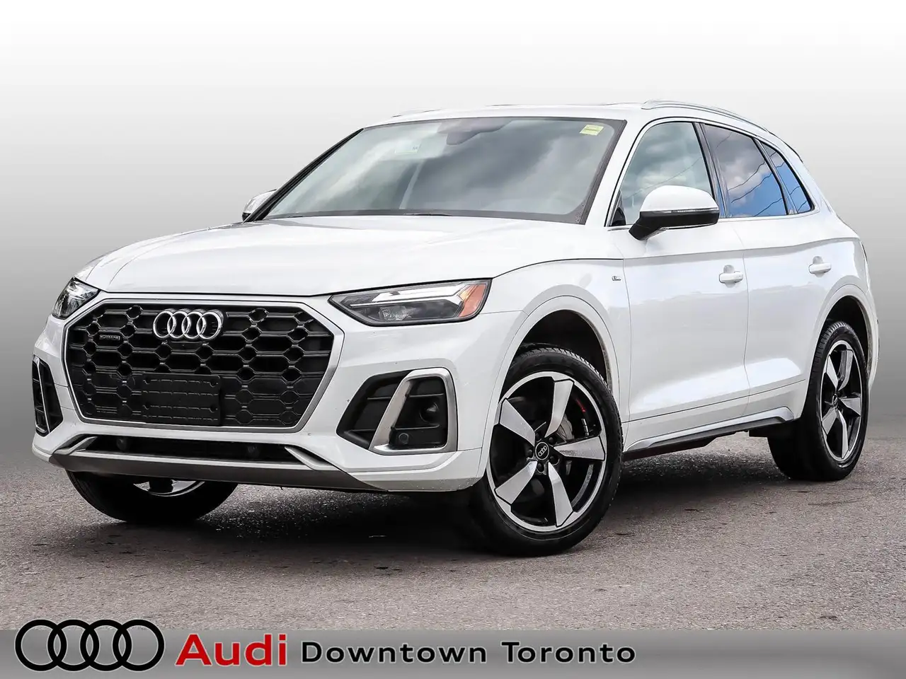 Audi Q5 - Image 1