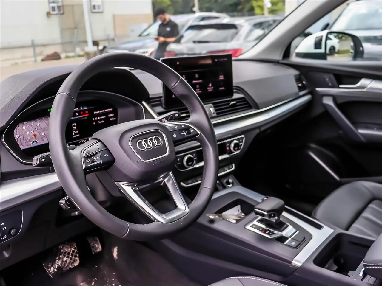Audi Q5 - Image 6
